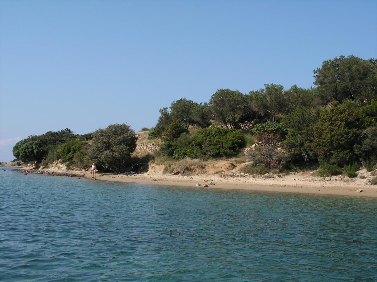 Apartments by the sea Supetarska Draga - Donja, Rab - 15997 Bagian luar foto